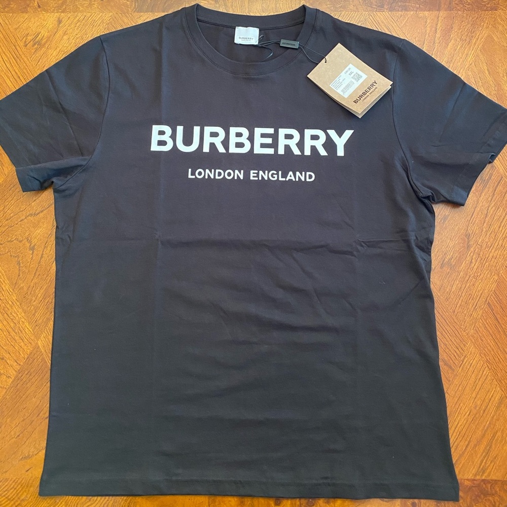 Burberry T- Shirt XXL
